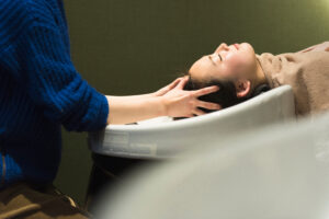 頭皮から整えて、未来の髪を育てるケア